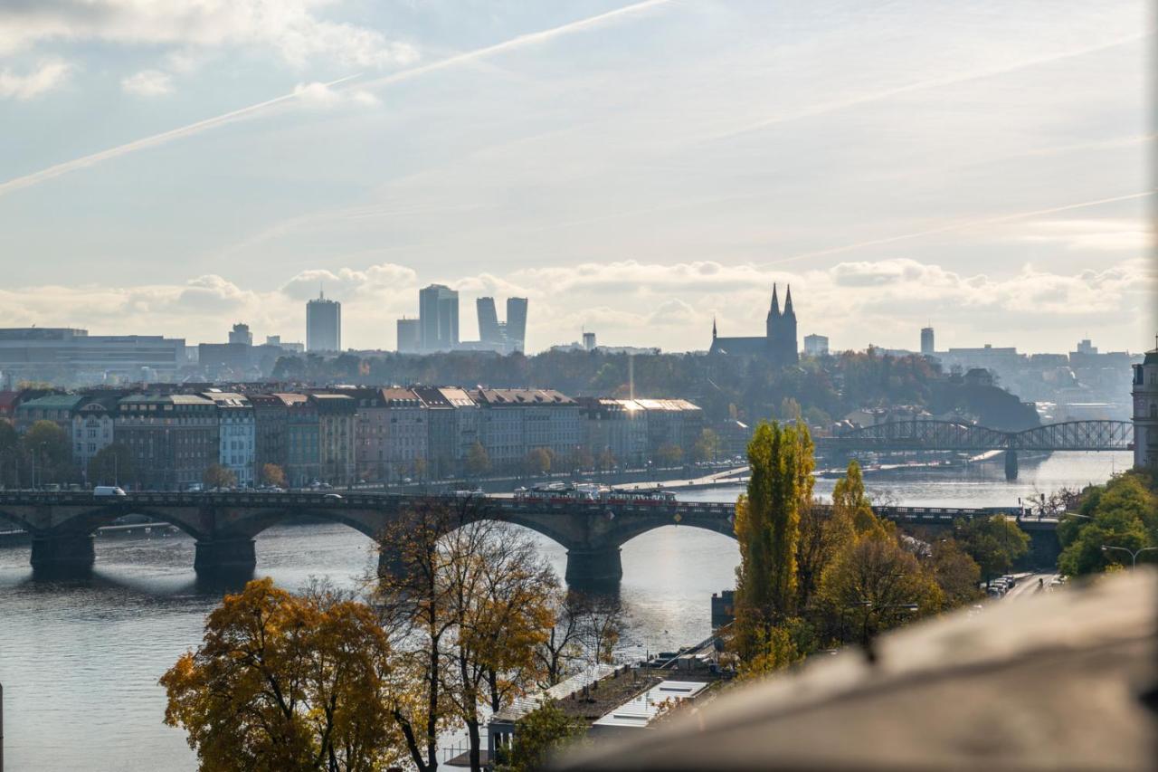 Janackovo Nabrezi 19 - Riverside Residence Prag Dış mekan fotoğraf