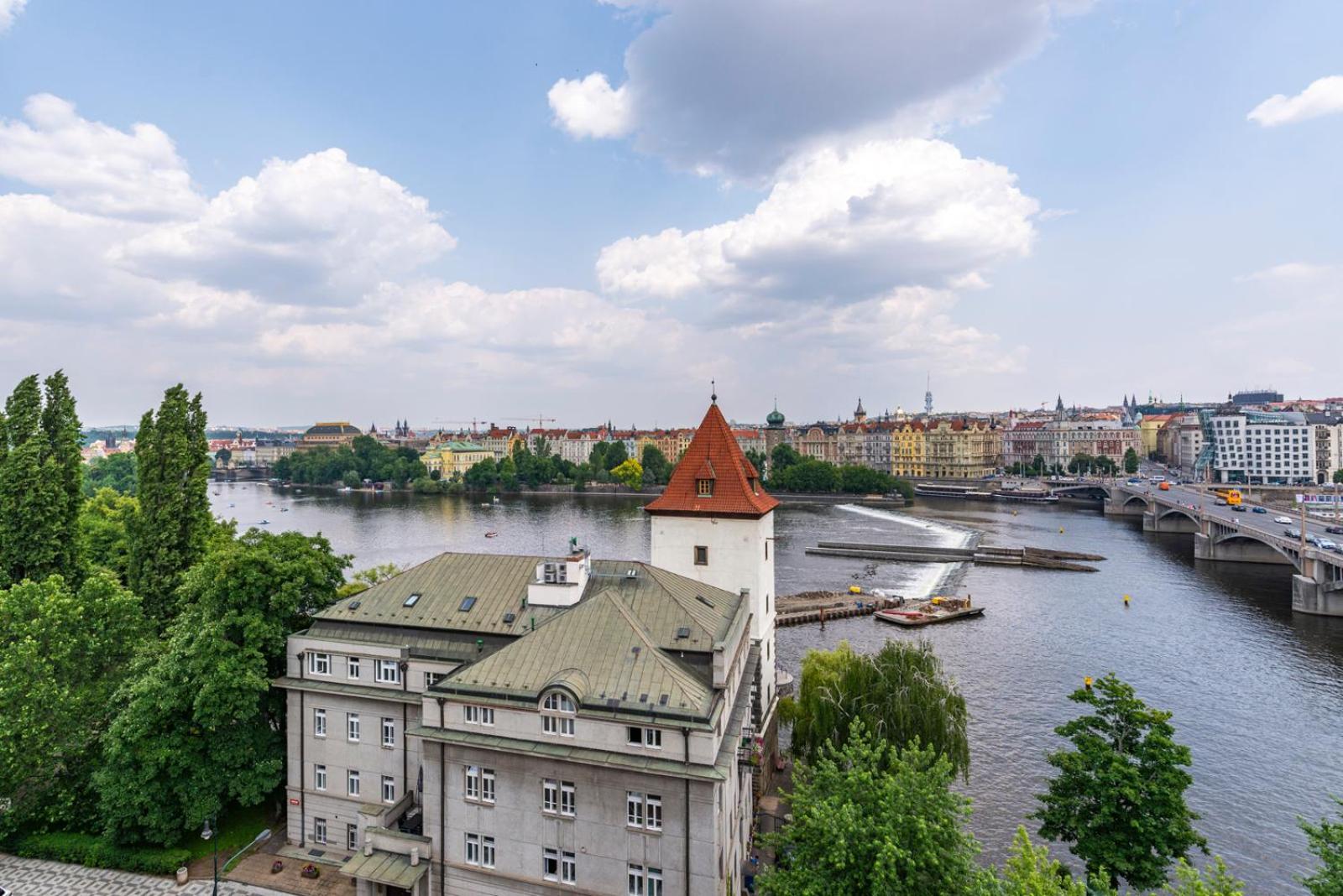 Janackovo Nabrezi 19 - Riverside Residence Prag Dış mekan fotoğraf